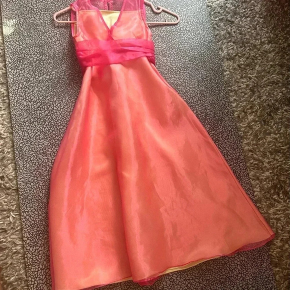 🦄Flower  girl's dress🌸 - Picture 6 of 9